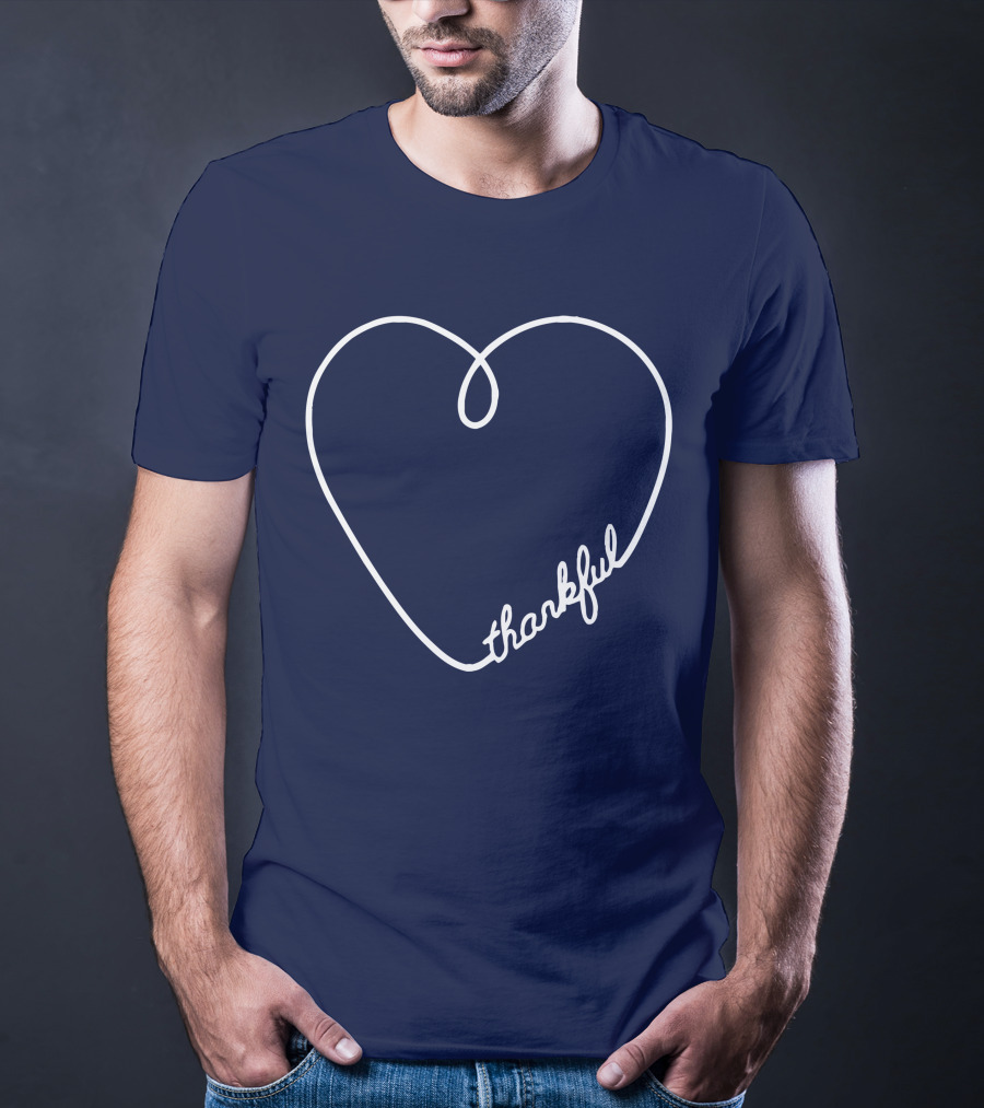 Thankful Script Heart Outline T-Shirt
