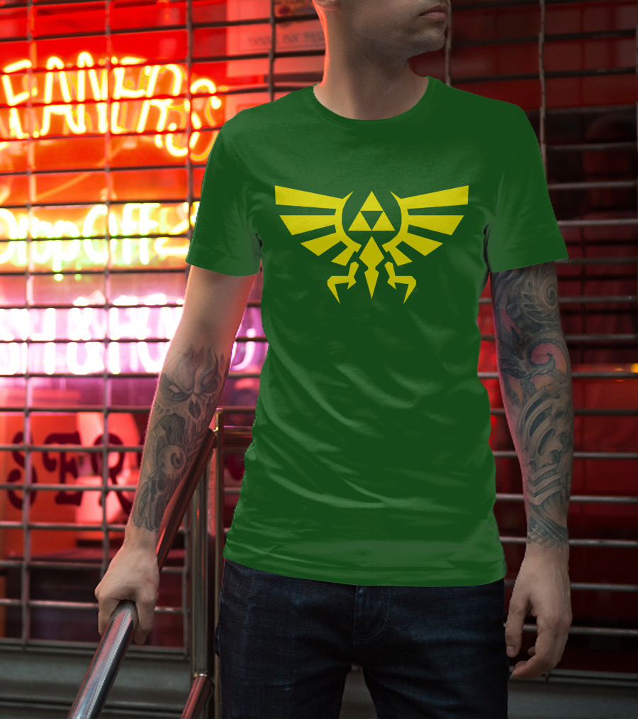 Triforce Hylian Crest And Cargo Shorts T-Shirt