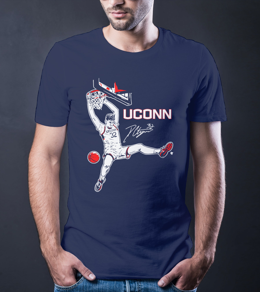 UConn Basketball Donovan Clingan Slam Dunk Signature 32 T-Shirt