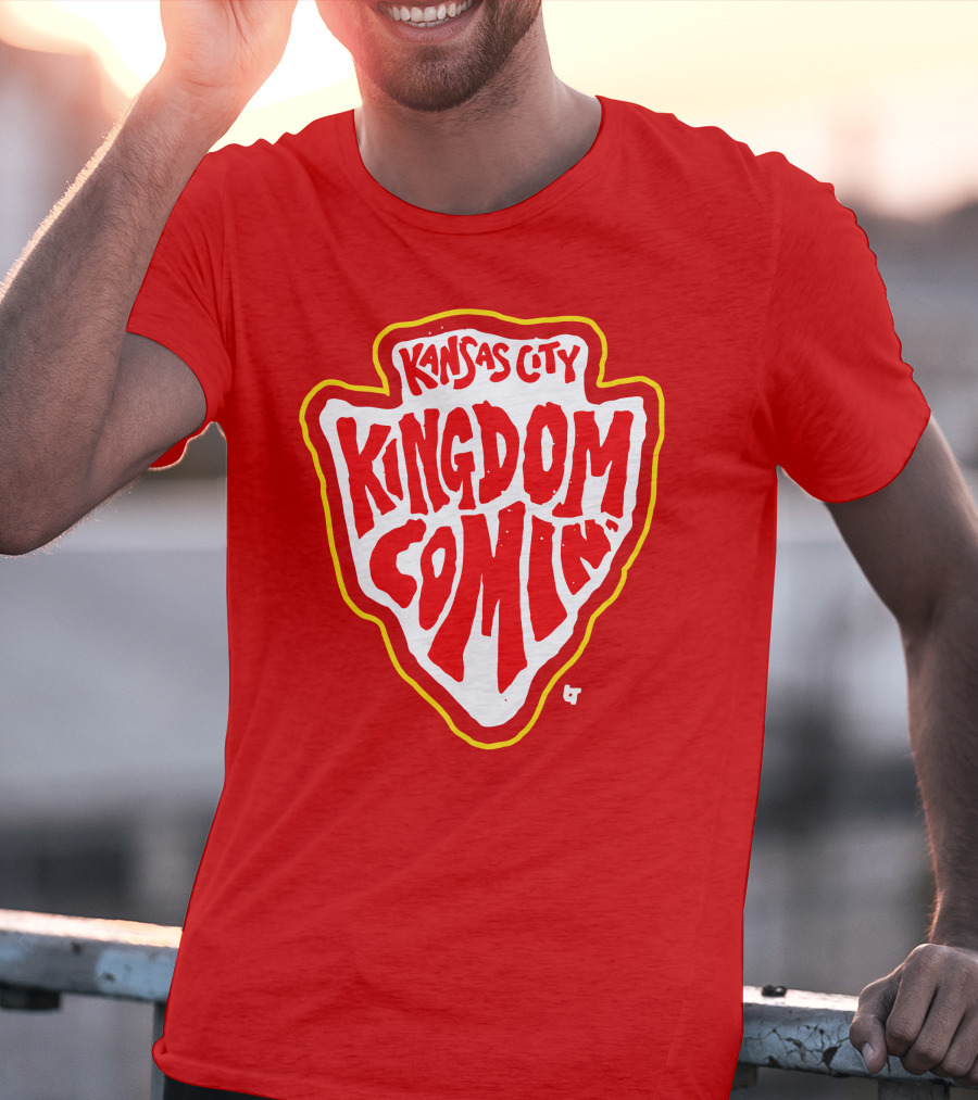 Kansas City Kingdom Comin' Red Shield T-Shirt