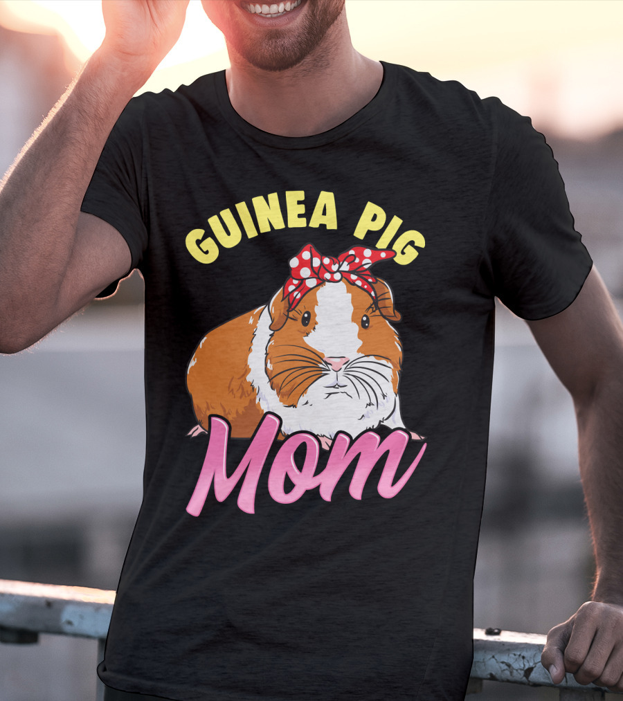 Guinea Pig Mom Wheek Squad Bow Tie Edition T-Shirt
