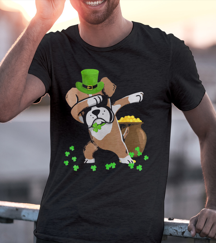 Boxer Dabbing St Patricks Day Dog With Leprechaun Hat And Pot Of Gold T-Shirt