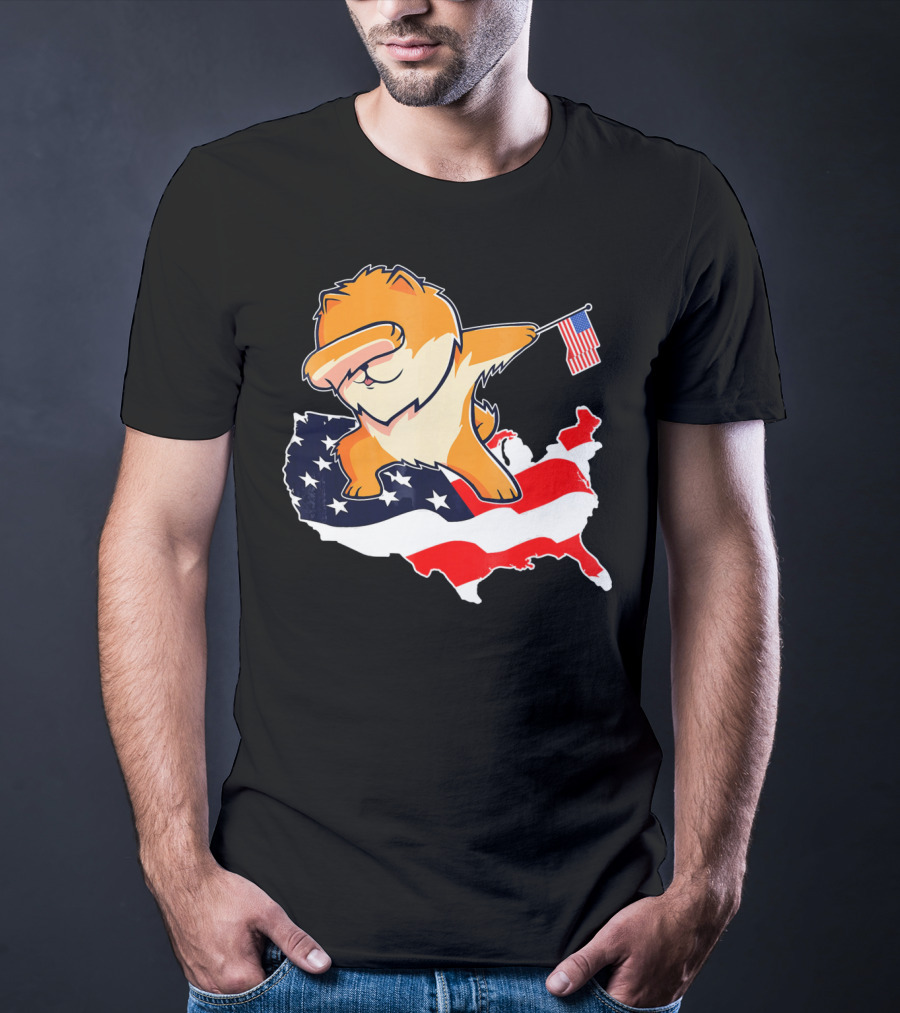 Funny Dabbing Pomeranian Holding American Flag On USA Map T-Shirt