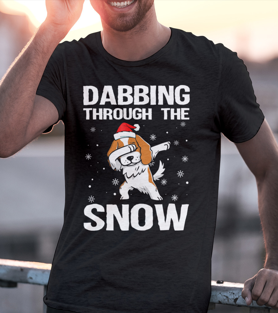 Dabbing Through The Snow Cavalier King Charles Spaniel Christmas Dog Santa Hat T-Shirt