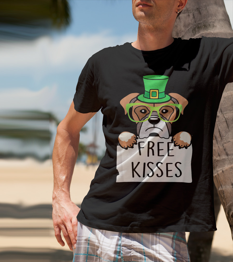 Free Kisses Boxer Dog Leprechaun St Patrick Hat Green Glasses T-Shirt