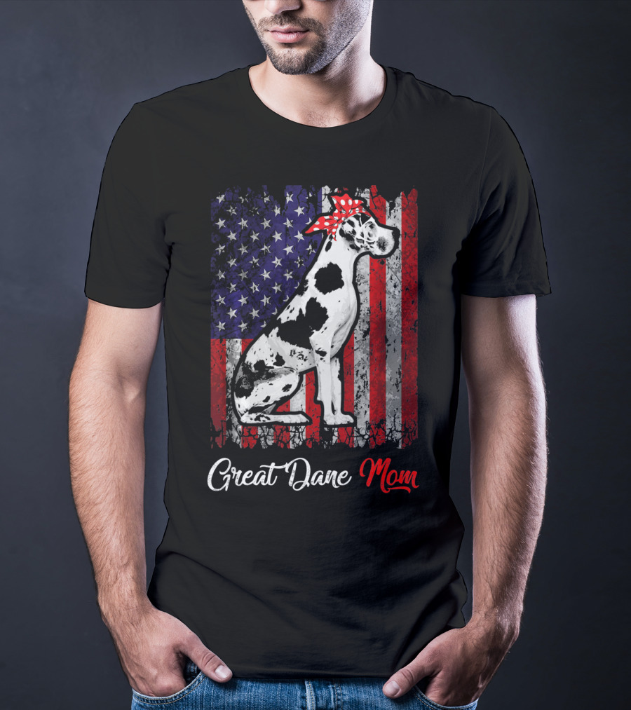 Great Dane Mom Patriotic USA Flag T-Shirt