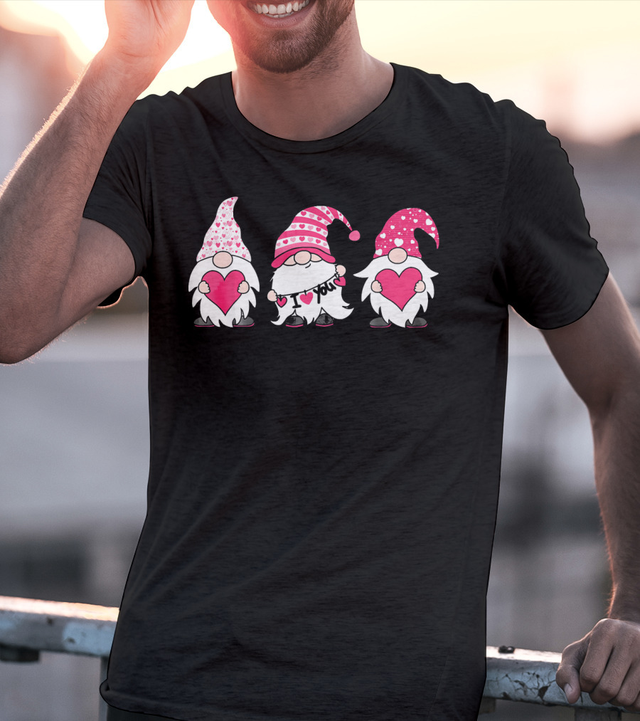 Cute Three Gnomes Holding I Love You Hearts T-Shirt