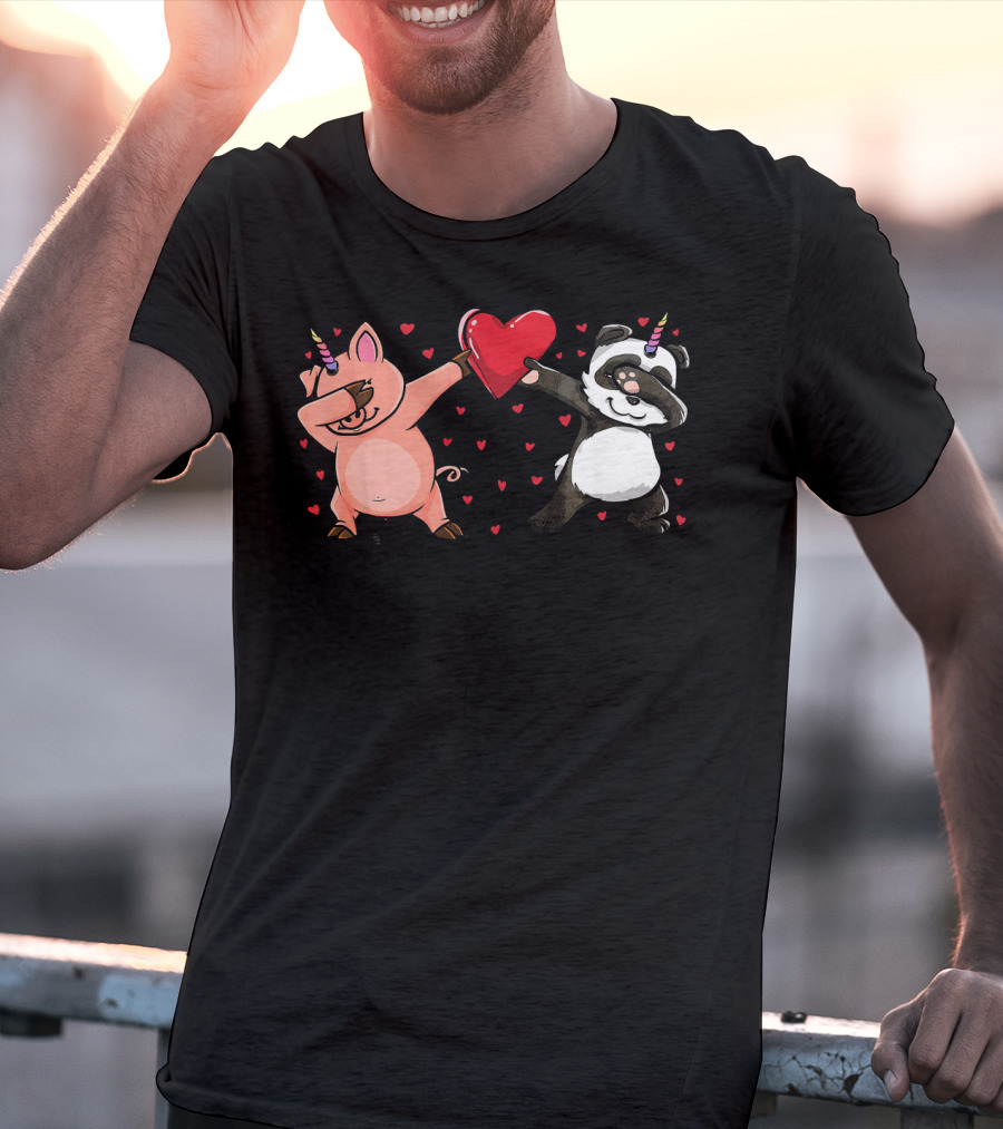 Dabbing Piggycorn Pandicorn Holding Heart Valentine T-Shirt
