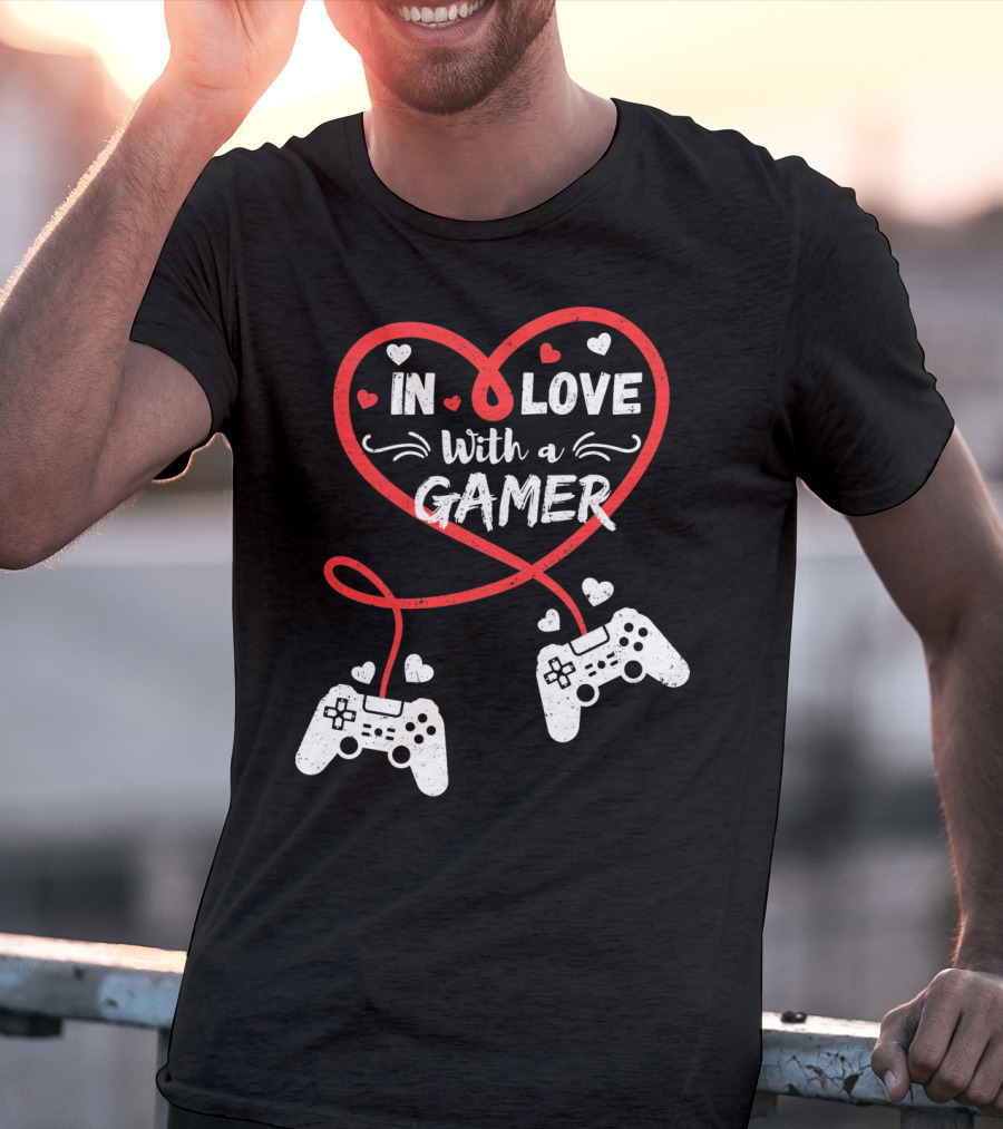 In Love With A Gamer Funny Video Gamer Valentines Day Long T-Shirt