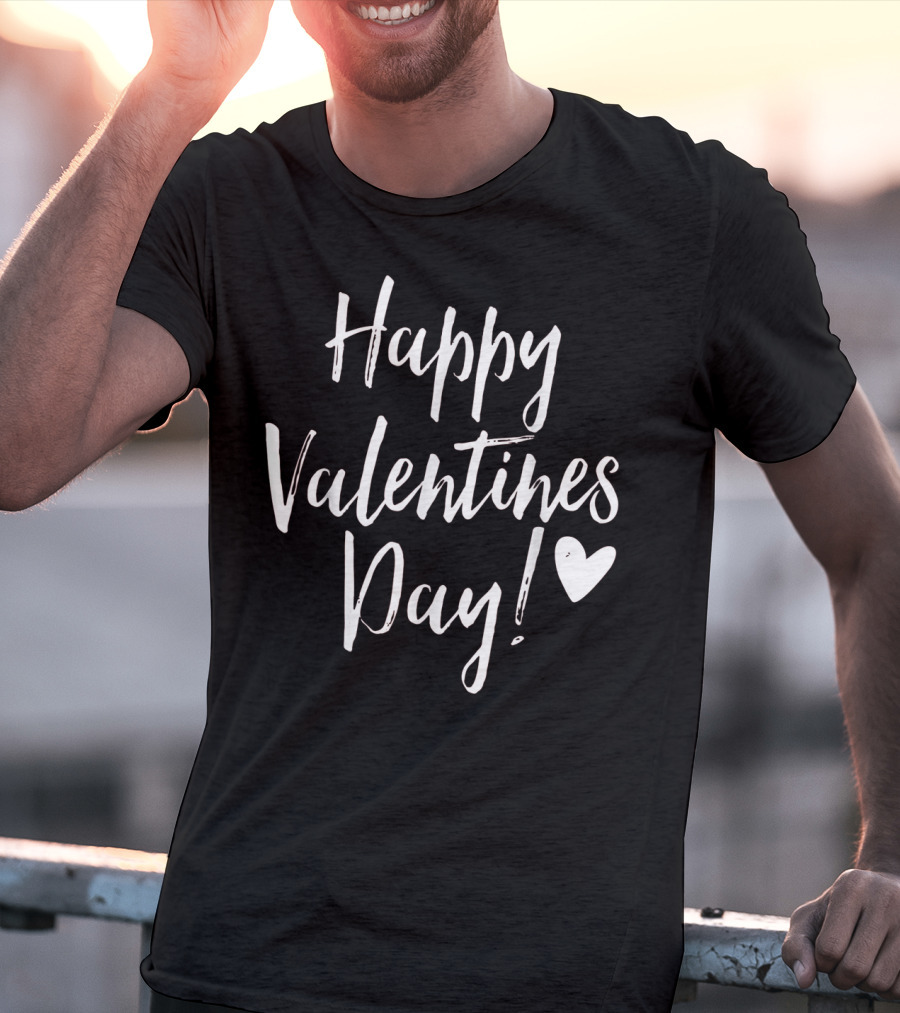 Happy Valentines Day Simple Love Adore Heart T-Shirt