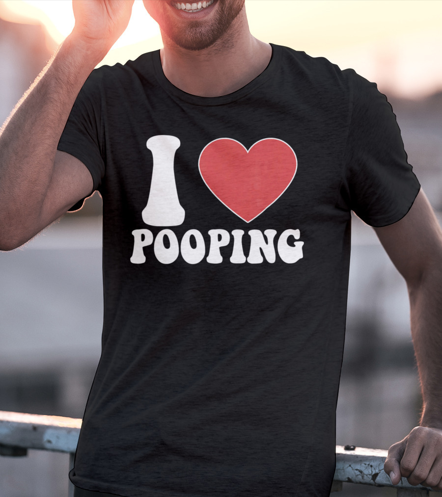 I HEART POOPING Funny Valentines T-Shirt