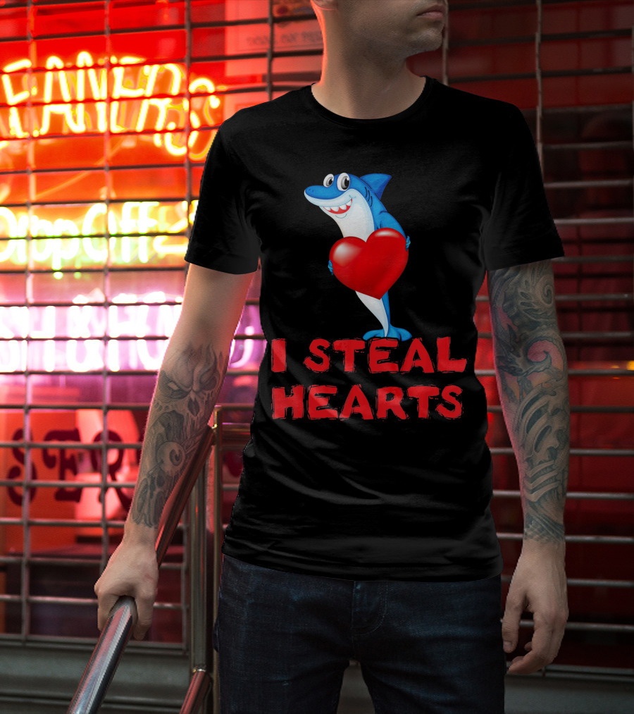 I Steal Hearts Shark Funny Valentines Day T-Shirt