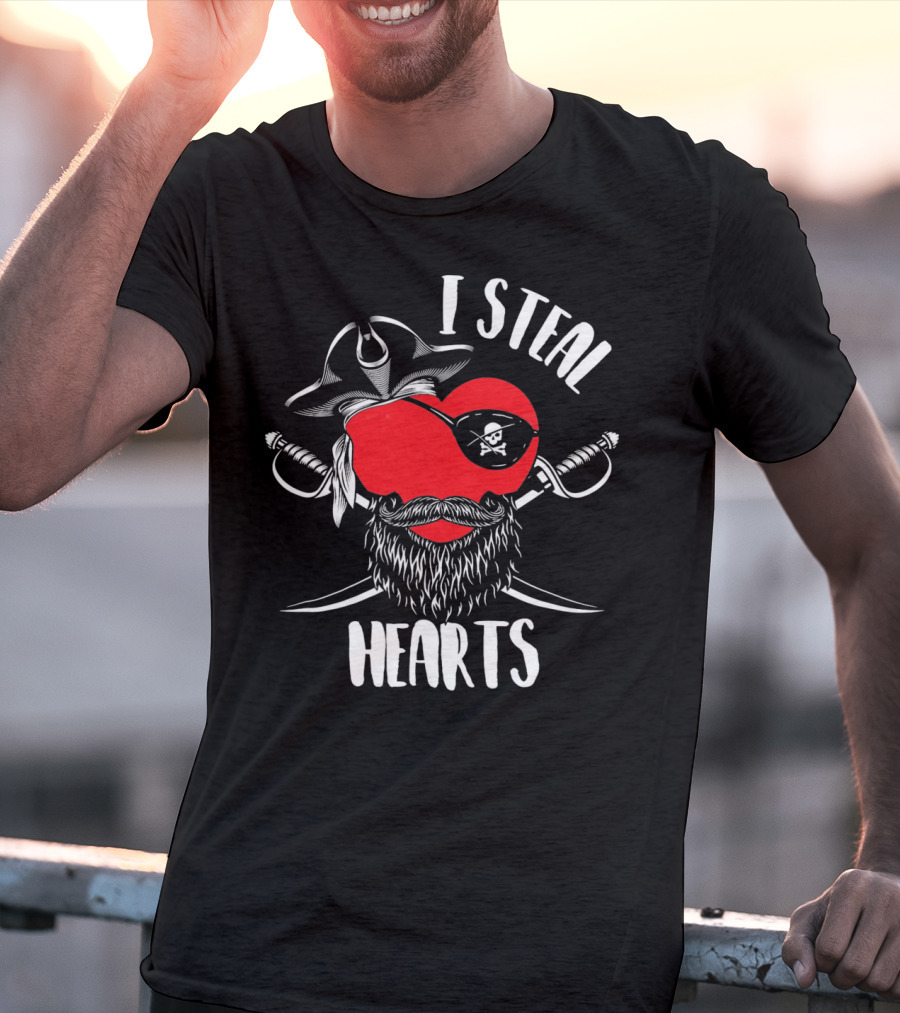 I Steal Hearts Funny Valentines Day Pirate Beard Patch Swords T-Shirt