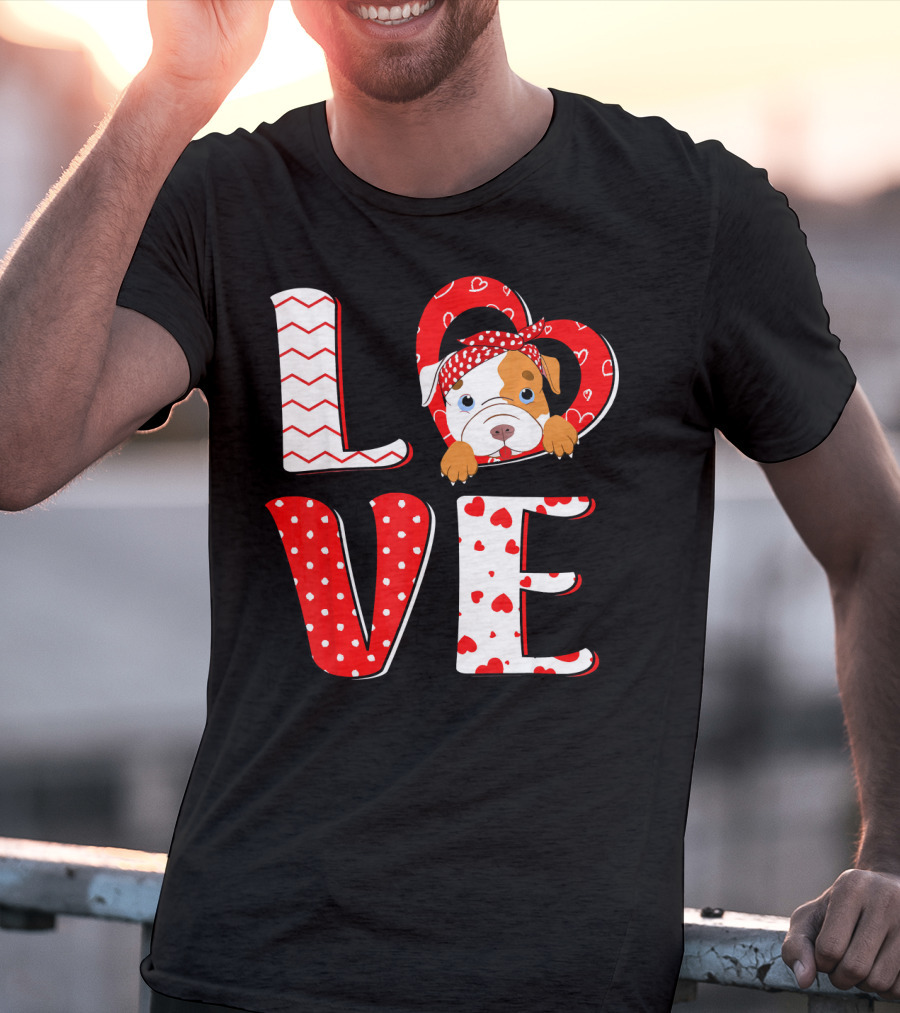 LOVE Pittie Mom For Pitbull Dog Lovers T-Shirt