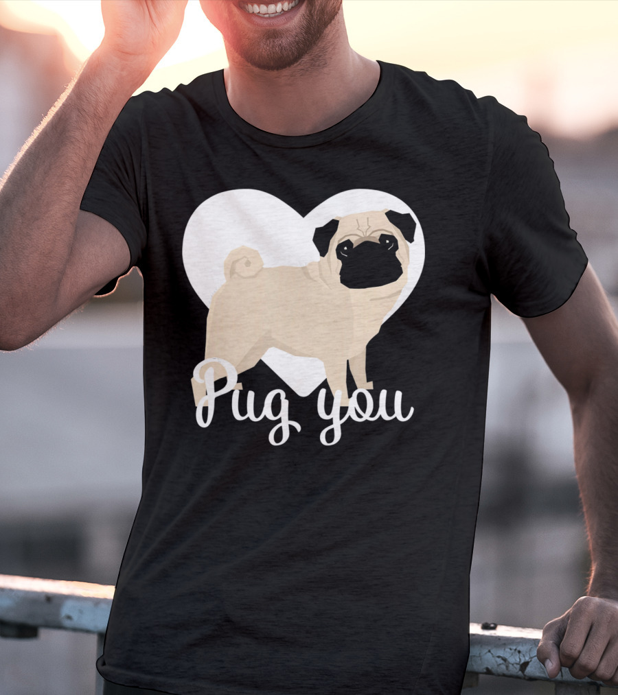 Pug You Heart Background T-Shirt