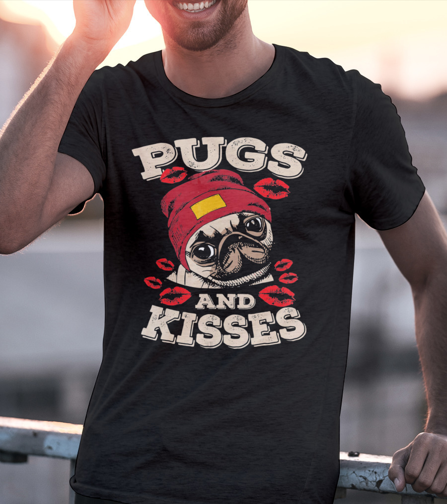 Pugs And Kisses Funny Dog Lovers Pet Valentine Lips Beanie T-Shirt