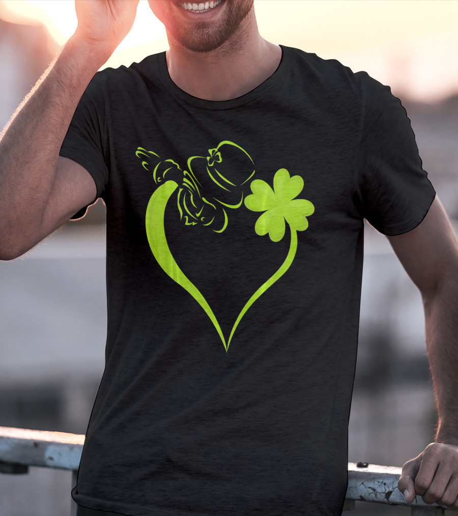 Dabbing Leprechaun Heart Shamrock St Patrick's T-Shirt
