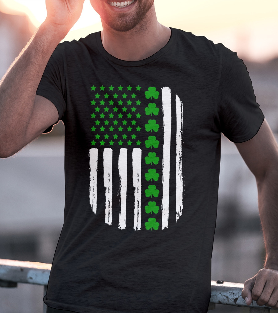 USA Flag With Green 4 Leaf Clover For St. Patrick Day T-Shirt