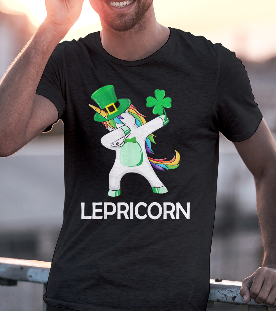 Lepricorn Unicorn Leprechaun Dabbing With Shamrock And Green Hat T-Shirt