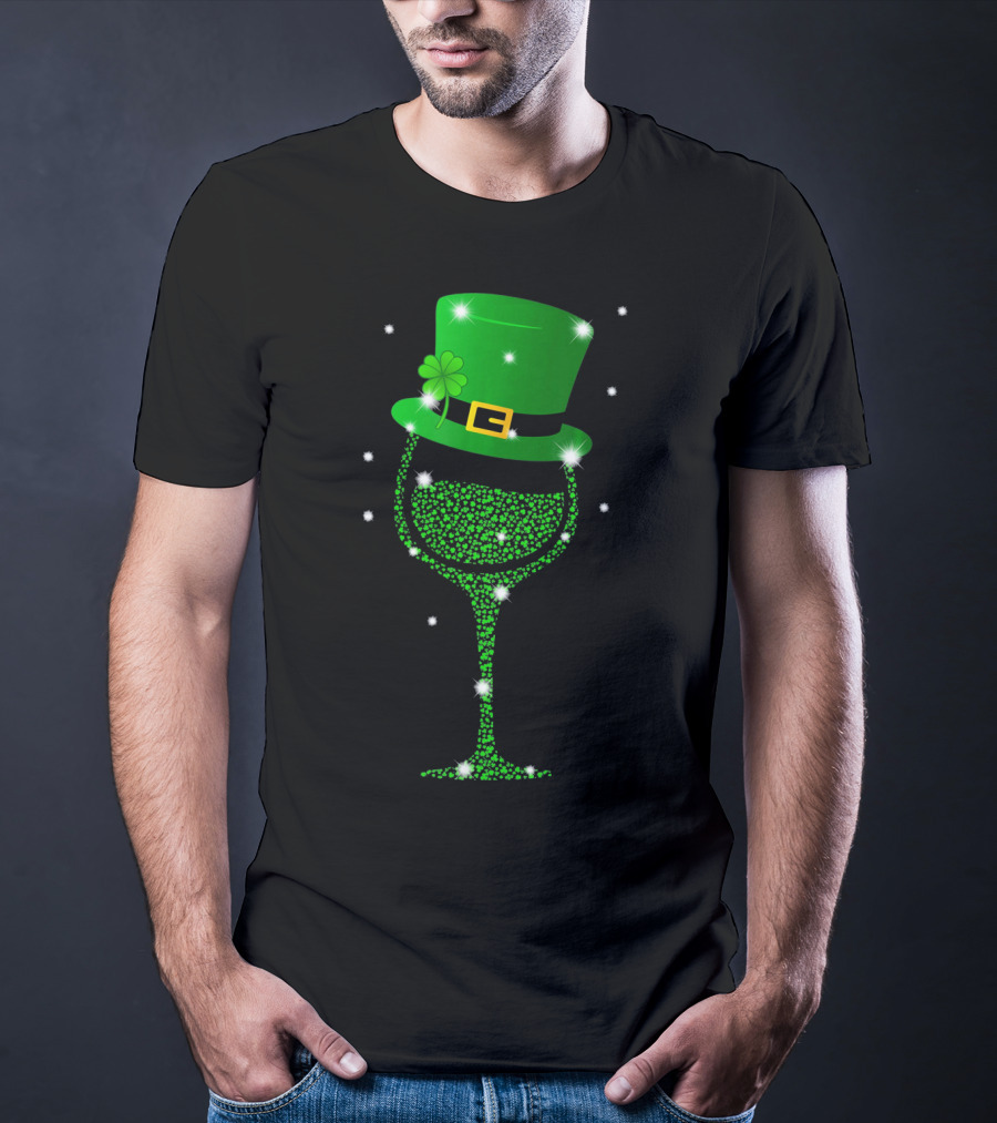 Shamrock Wine Glass St. Patrick's Day Top Hat Sparkle T-Shirt