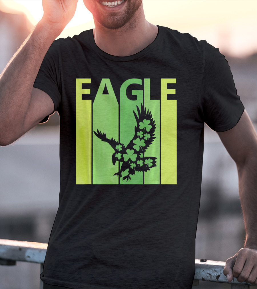 Lucky Irish Shamrock Eagle St Patricks Day T-Shirt