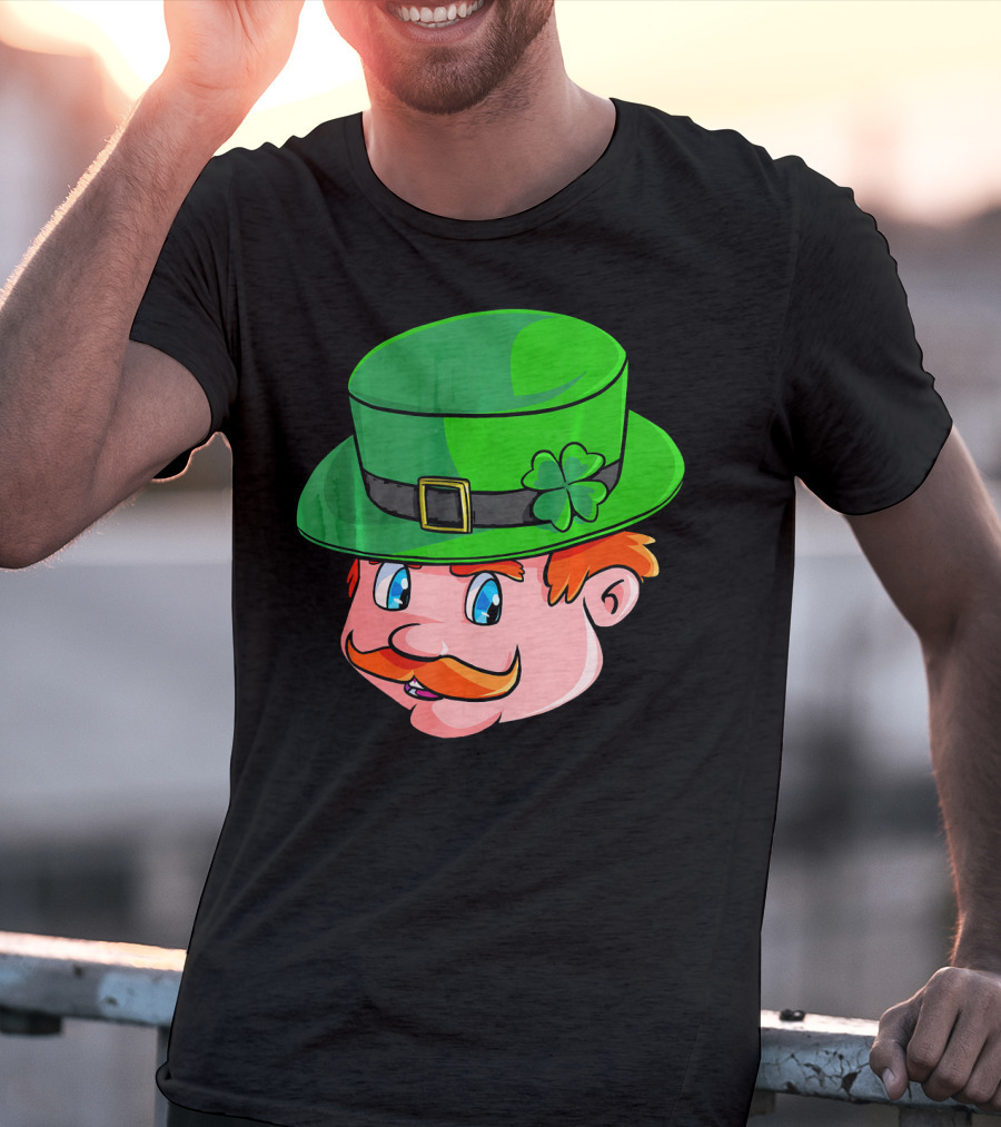 Leprechaun Face With Green Hat And Shamrock T-Shirt