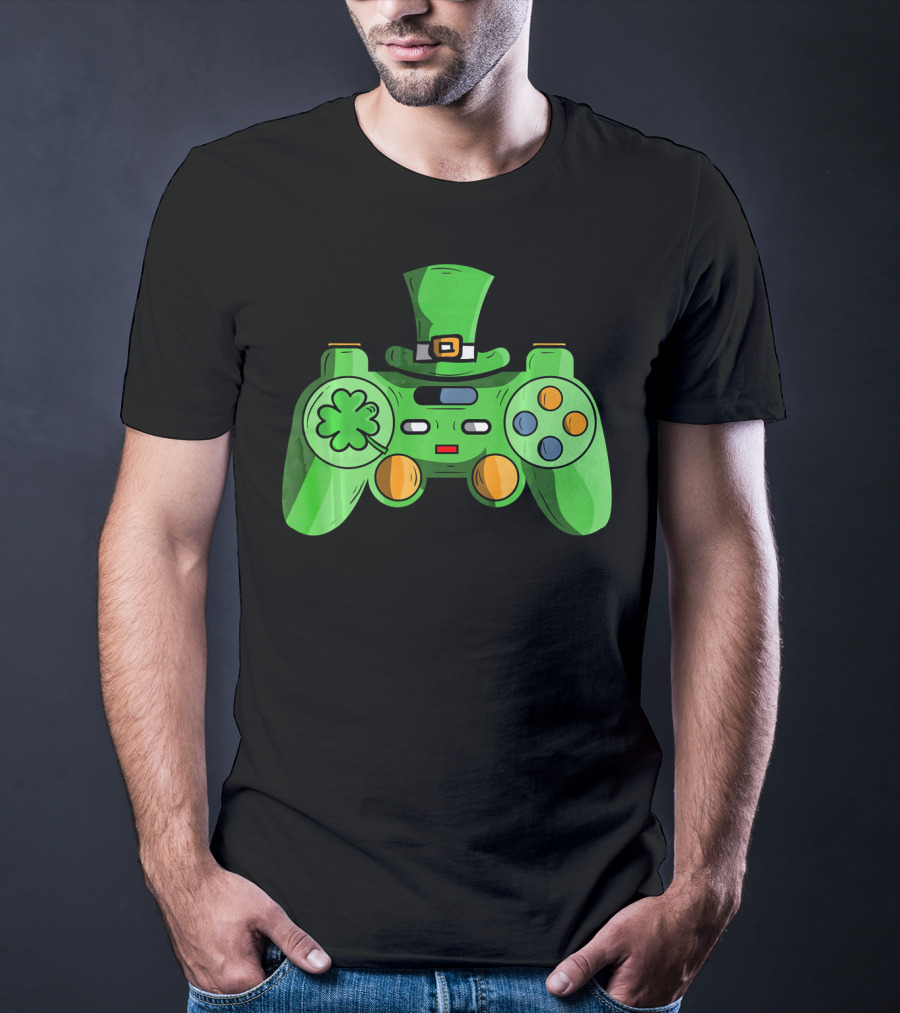 St Patrick's Day Gamer Controller With Shamrock And Hat T-Shirt