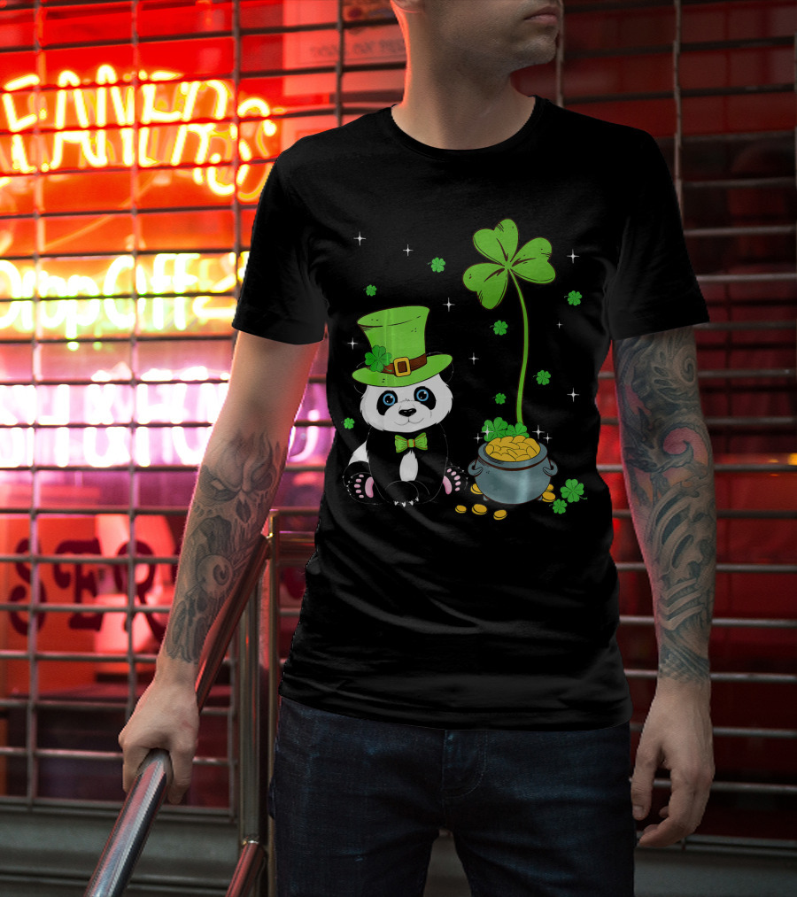 Shamrock Leprechaun Panda St Patricks Pot Of Gold T-Shirt