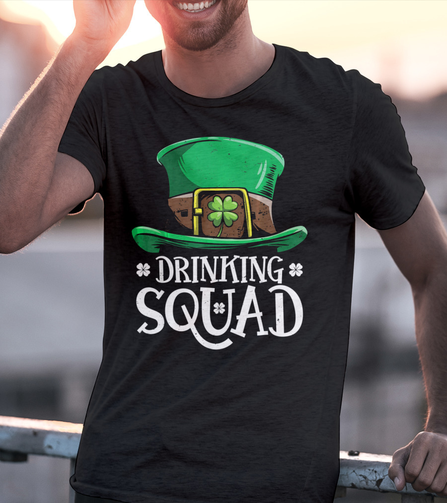 Leprechaun Drinking Squad St Pat Green Hat Clover St Patrick's Day T-Shirt