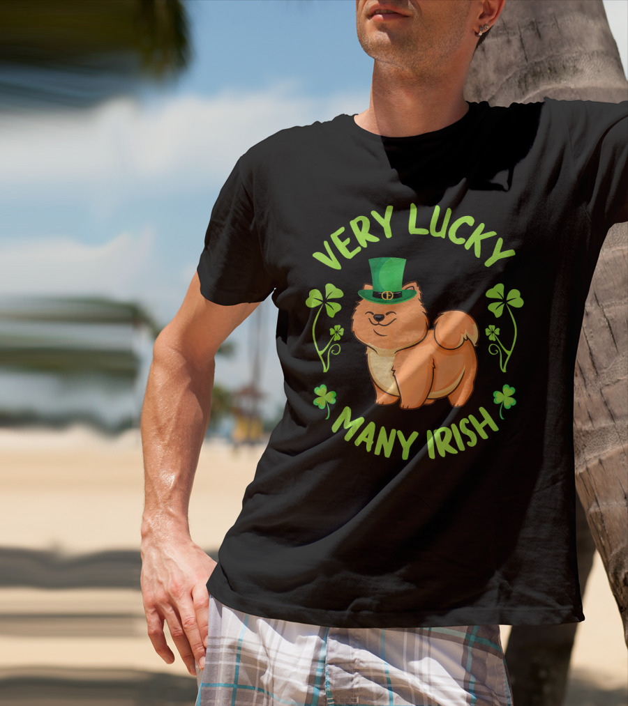 Very Lucky Many Irish Chow Chow Dog With Leprechaun Hat T-Shirt