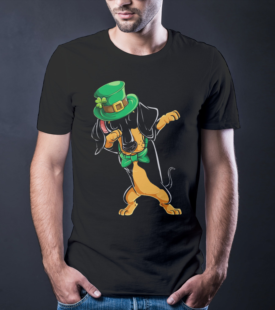St. Patrick's Day Dabbing Dachshund With Green Hat And Bowtie T-Shirt