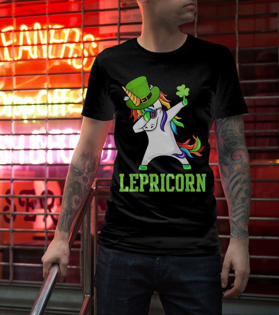 Lepricorn Lucky Irish St Patricks Day Unicorn Dabb With Shamrock Hat T-Shirt