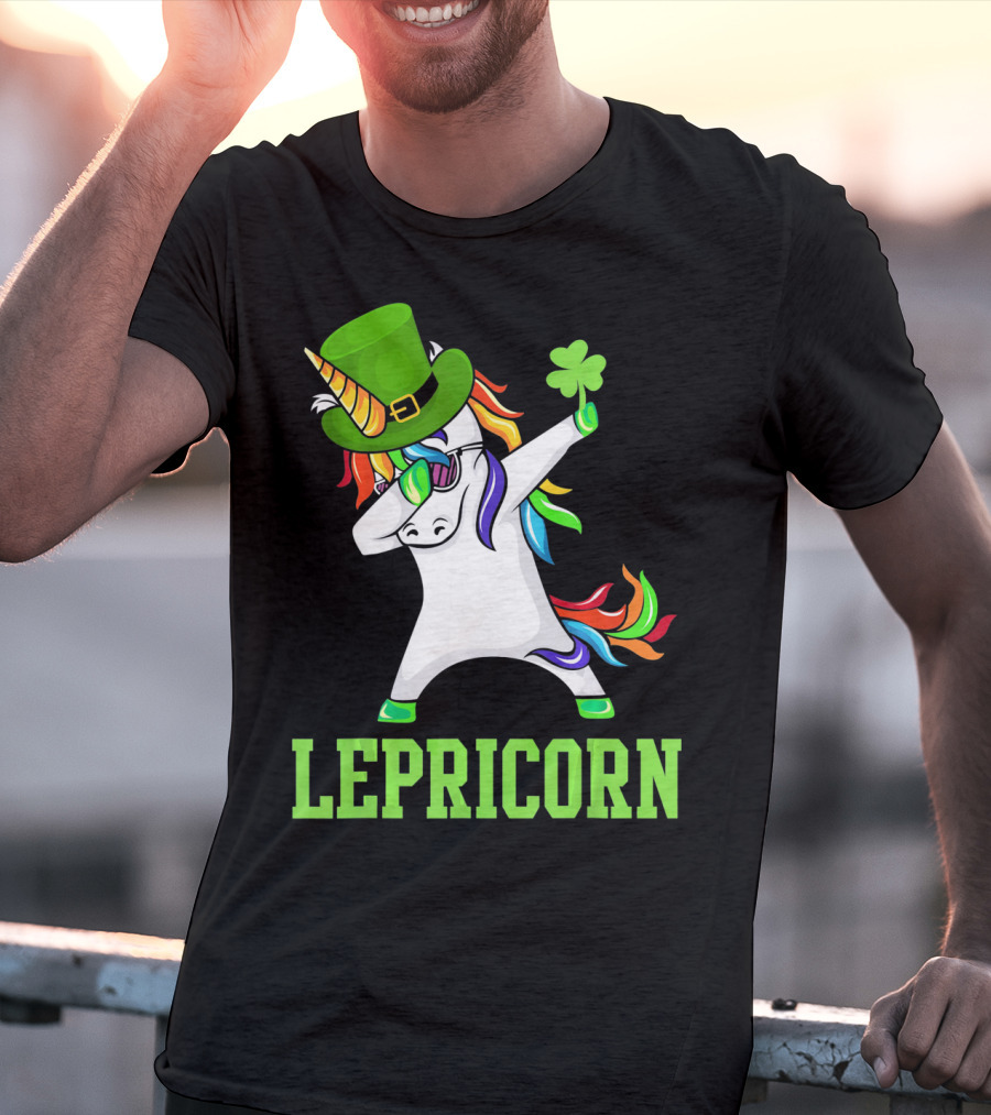 Lepricorn Lucky Irish St Patricks Day Unicorn Dabb With Shamrock Hat T-Shirt