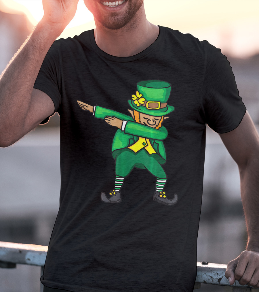 Dabbing Leprechaun Cute St. Pats Day Irish Dance T-Shirt