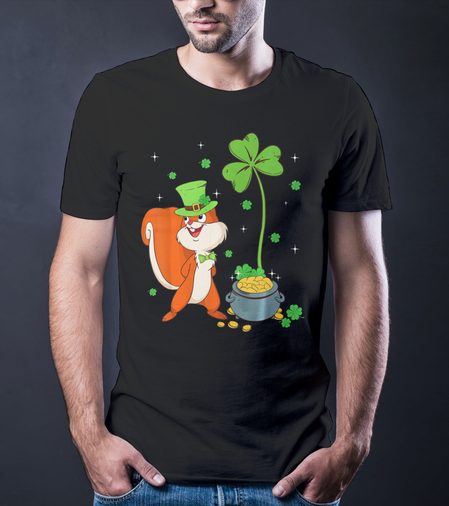 Leprechaun Squirrel With Shamrock And Pot Of Gold St Patricks T-Shirt