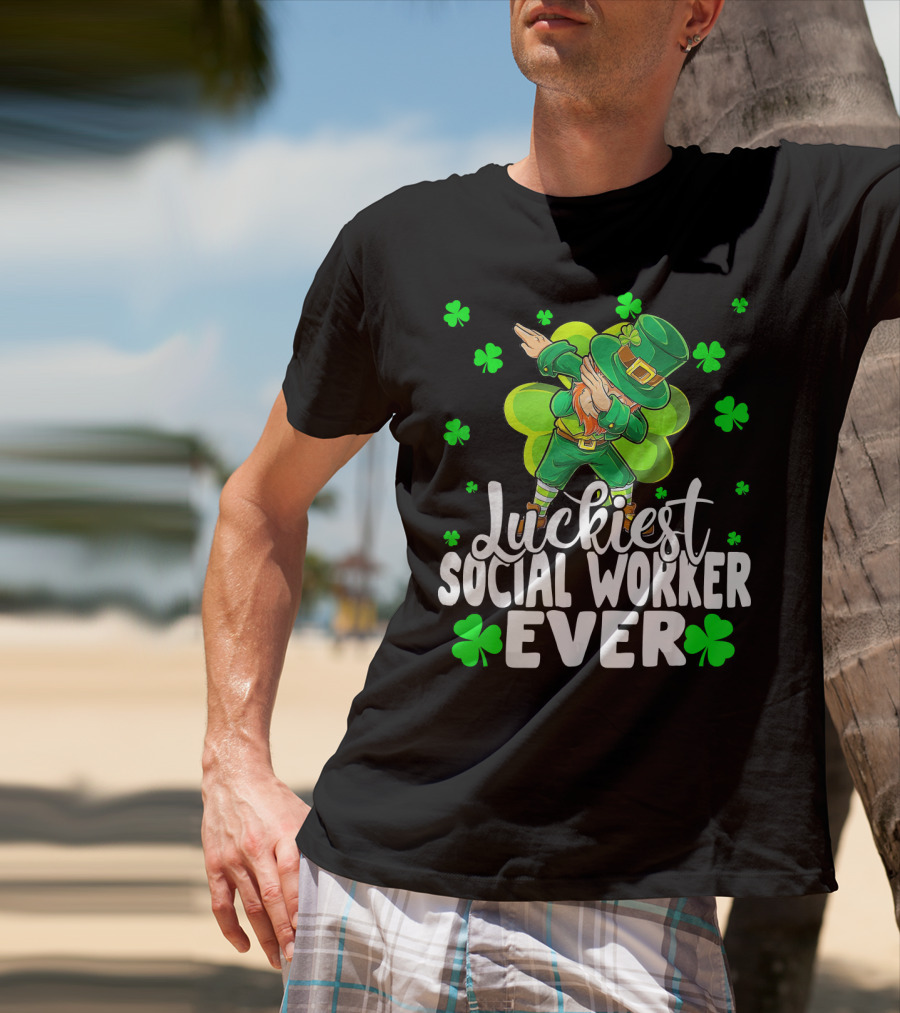 Luckiest Social Worker Ever Leprechaun Dab With Shamrocks T-Shirt