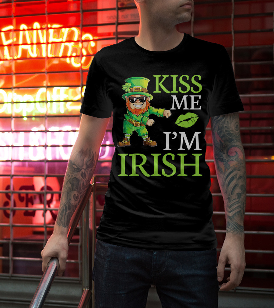 Kiss Me I'm Irish Cool Leprechaun Flossing T-Shirt