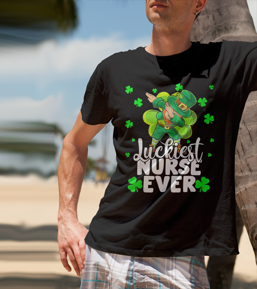 Luckiest Nurse Ever Leprechaun Dab St Patrick's Day Shamrock T-Shirt