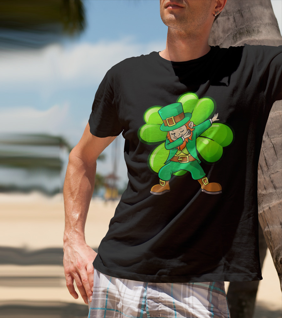 Cute Dabbing Leprechaun With Green Shamrock Background T-Shirt