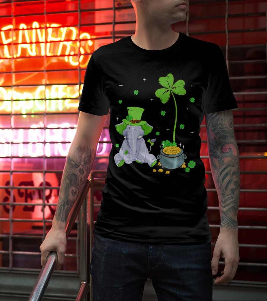 Shamrock Leprechaun Elephant St Patricks Pot Of Gold T-Shirt