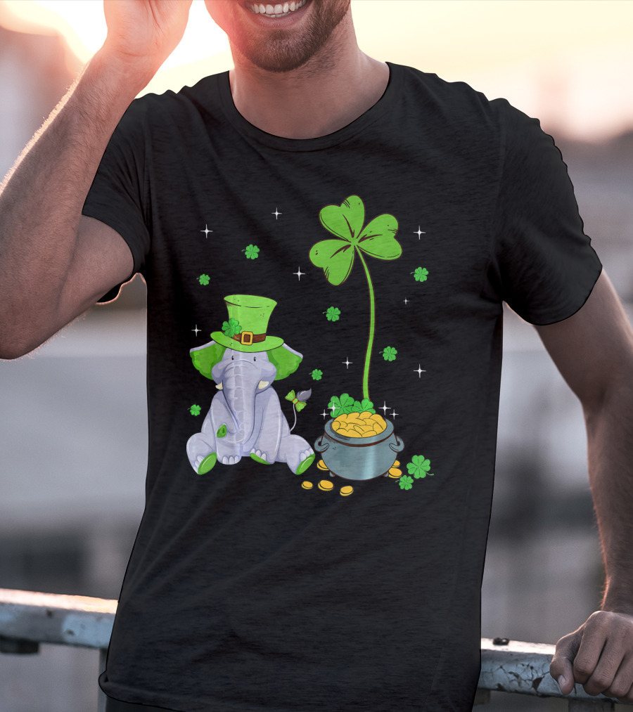 Shamrock Leprechaun Elephant St Patricks Pot Of Gold T-Shirt