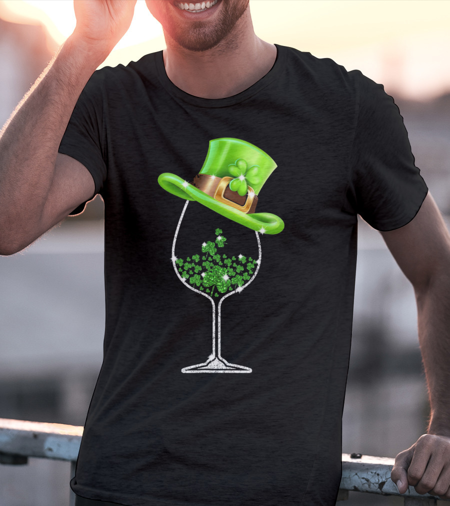 St Patricks Day Shamrock Wine Glass With Leprechaun Hat T-Shirt