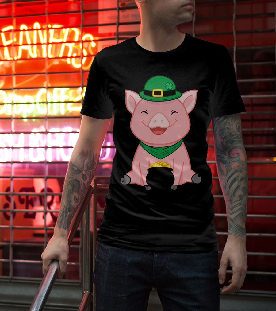 Cute Pig St. Patrick's Day Hat And Gold Pot T-Shirt