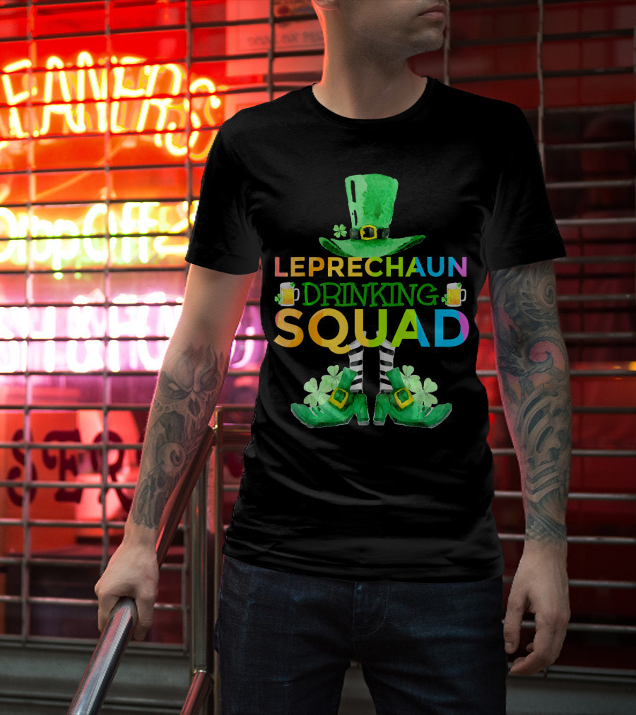 Leprechaun Drinking Squad Beer Rainbow Hat Clover Stripes T-Shirt