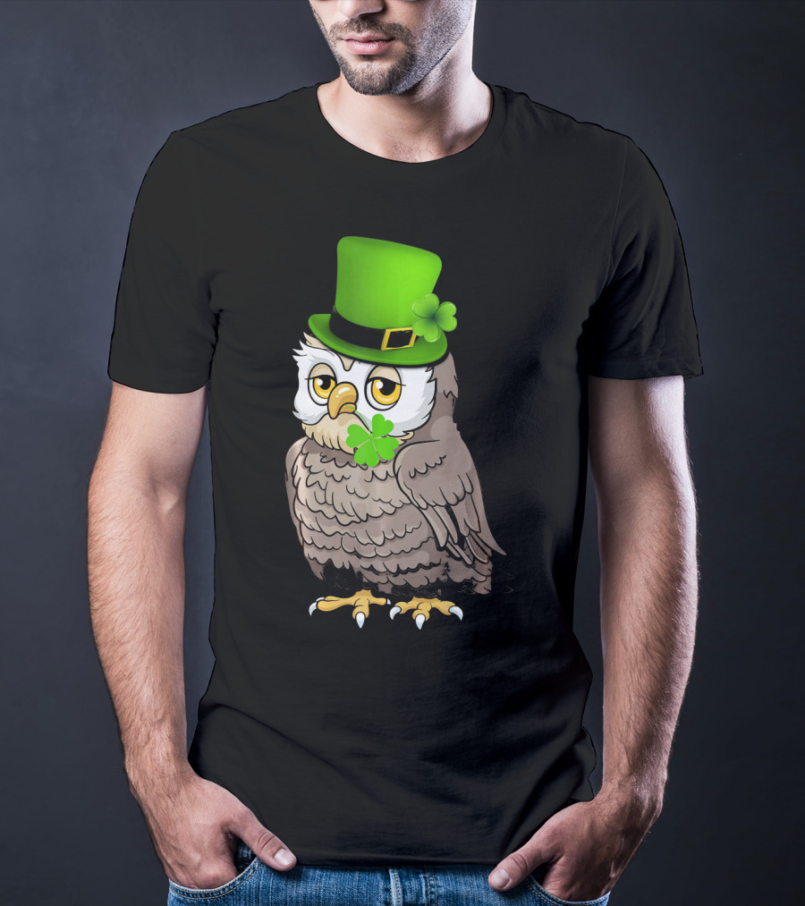 St Patricks Day Owl Wearing Green Hat With Shamrock Clove T-Shirt
