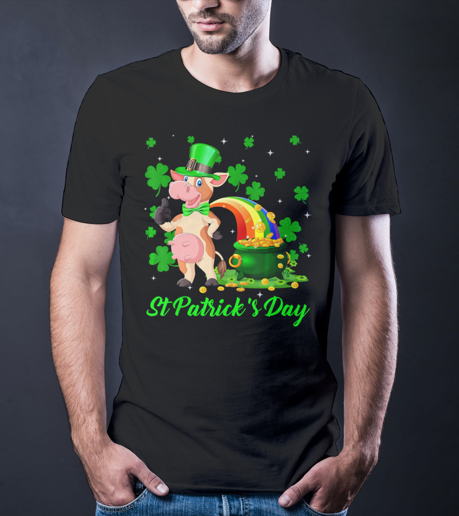 Leprechaun Cow Shamrock St Patrick's Day Rainbow Pot Of Gold T-Shirt