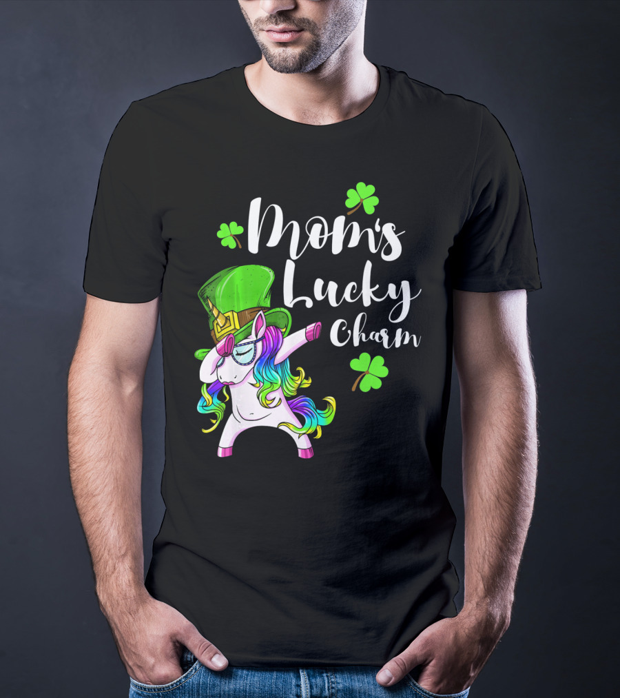 Mom's Lucky Charm St. Patricks Day Unicorn Irish Dance T-Shirt