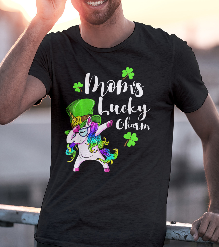 Mom's Lucky Charm St. Patricks Day Unicorn Irish Dance T-Shirt