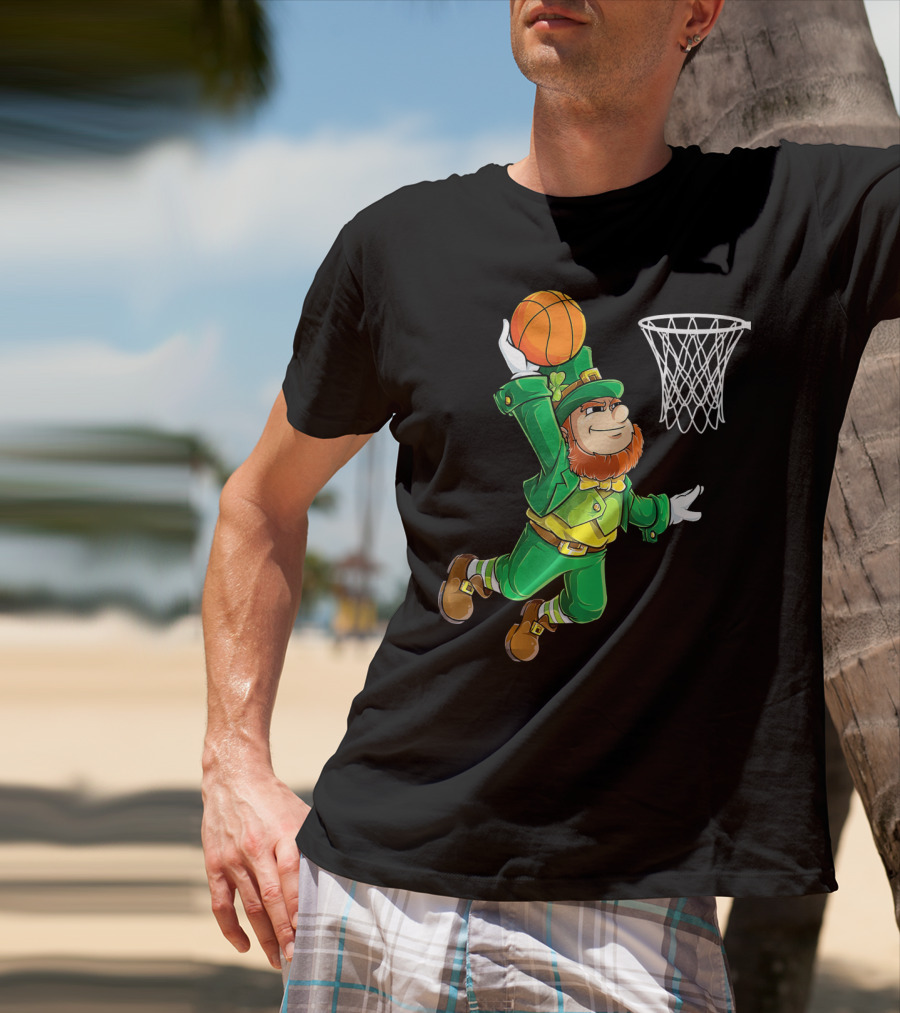 Leprechaun Basketball Dunk St Patrick's Day T-Shirt