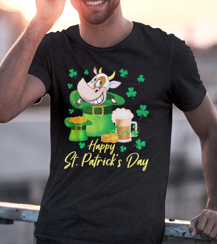 Happy St. Patrick's Day Cow Dancing In Leprechaun Hat With Gold Coins And Beer T-Shirt